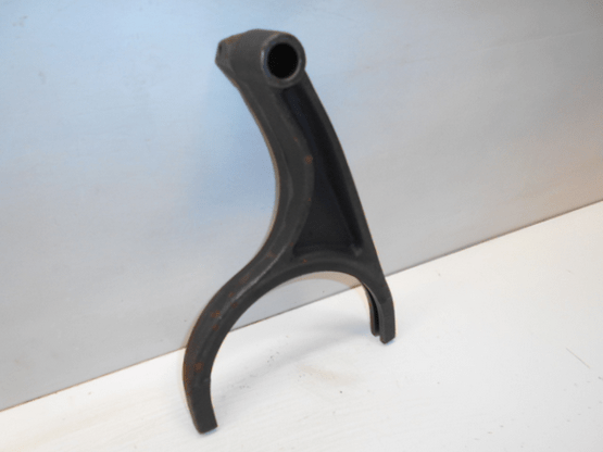 GEAR SHIFT FORK - R.H. OUTER