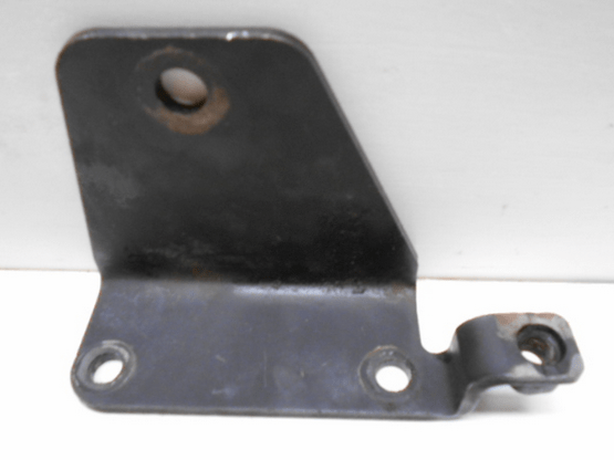 PUMP PRESSURE PIPE BRACKET