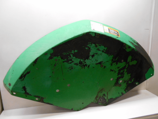 REAR FENDER
