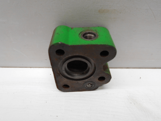 LOAD CONTROL VALVE RETAINER