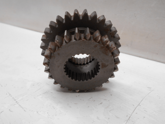 MAIN INPUT SLIDING GEAR