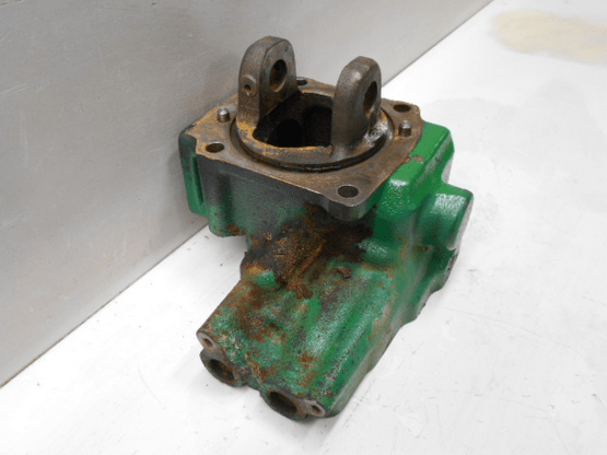MID PTO DRIVE CASE