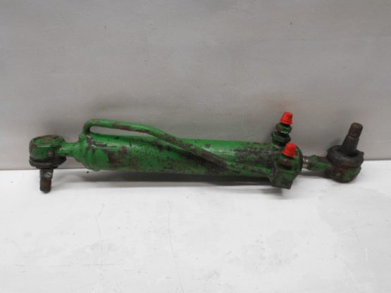 STEERING CYLINDER