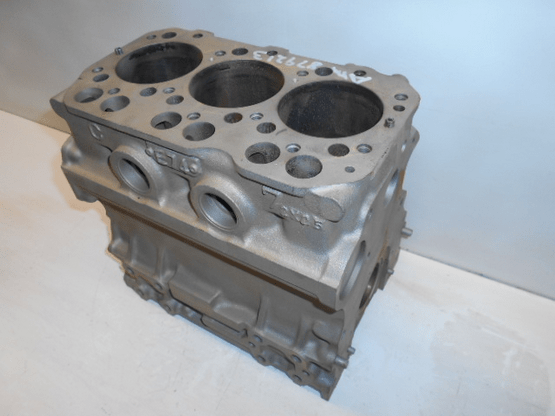 CYLINDER BLOCK