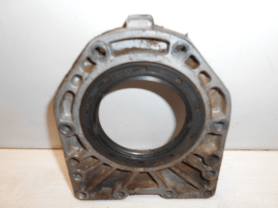 OIL SEAL CASE