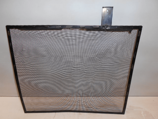 RADIATOR SCREEN
