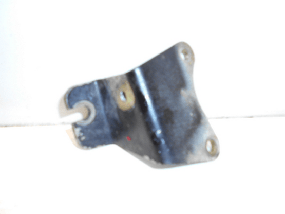 THROTTLE CABLE BRACKET