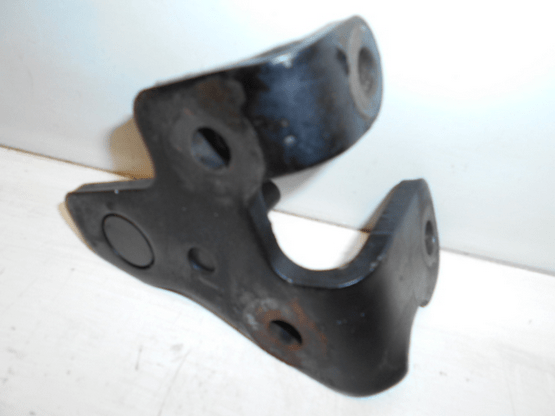 DIFF LOCK PEDAL BRACKET