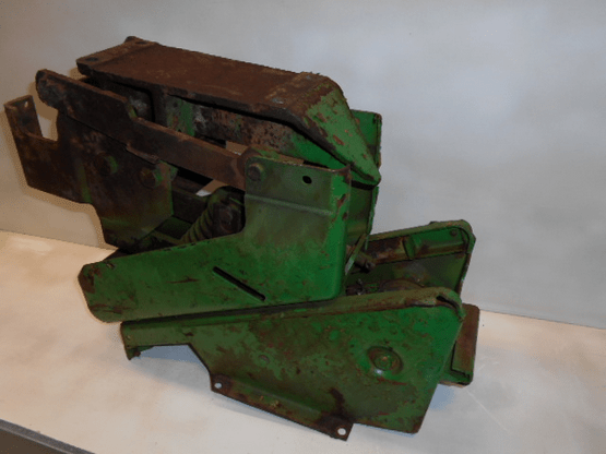 SEAT FRAME ASSEMBLY