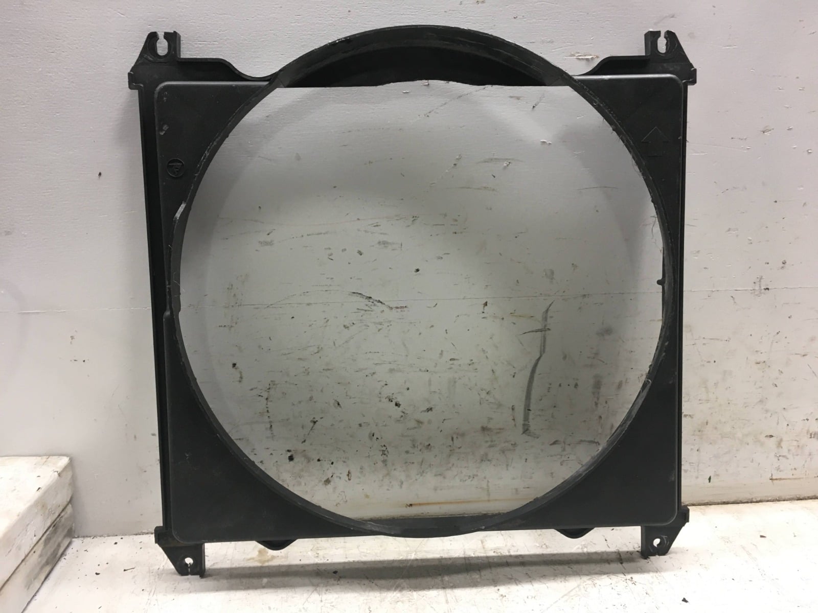 RADIATOR SHROUD