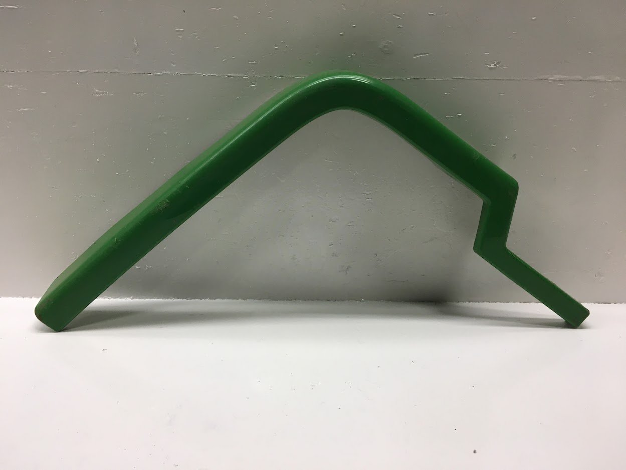 PANEL - L.H.