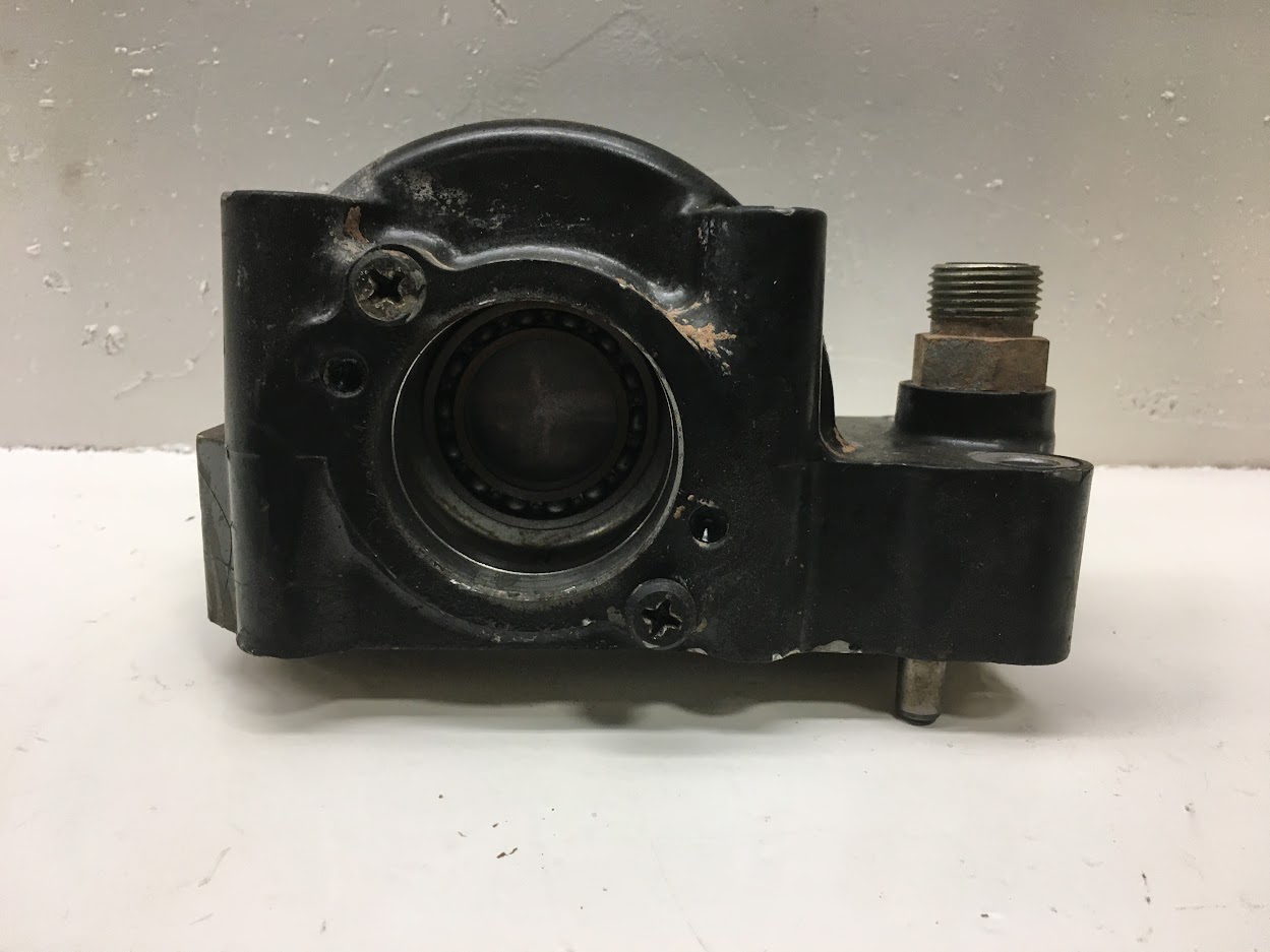 MID PTO OUTPUT HOUSING