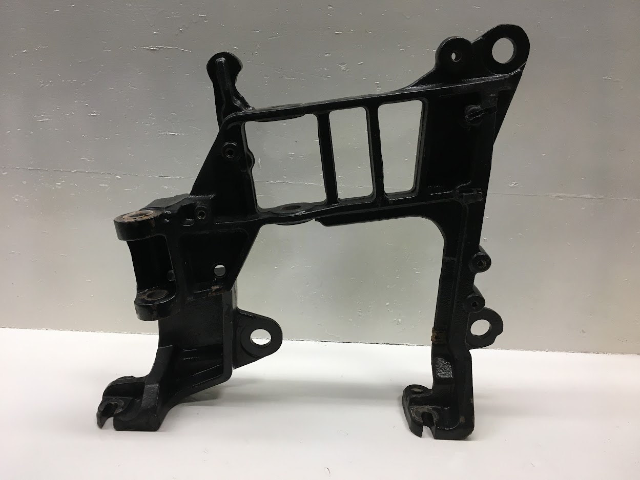 HST PEDAL SUPPORT - R.H.