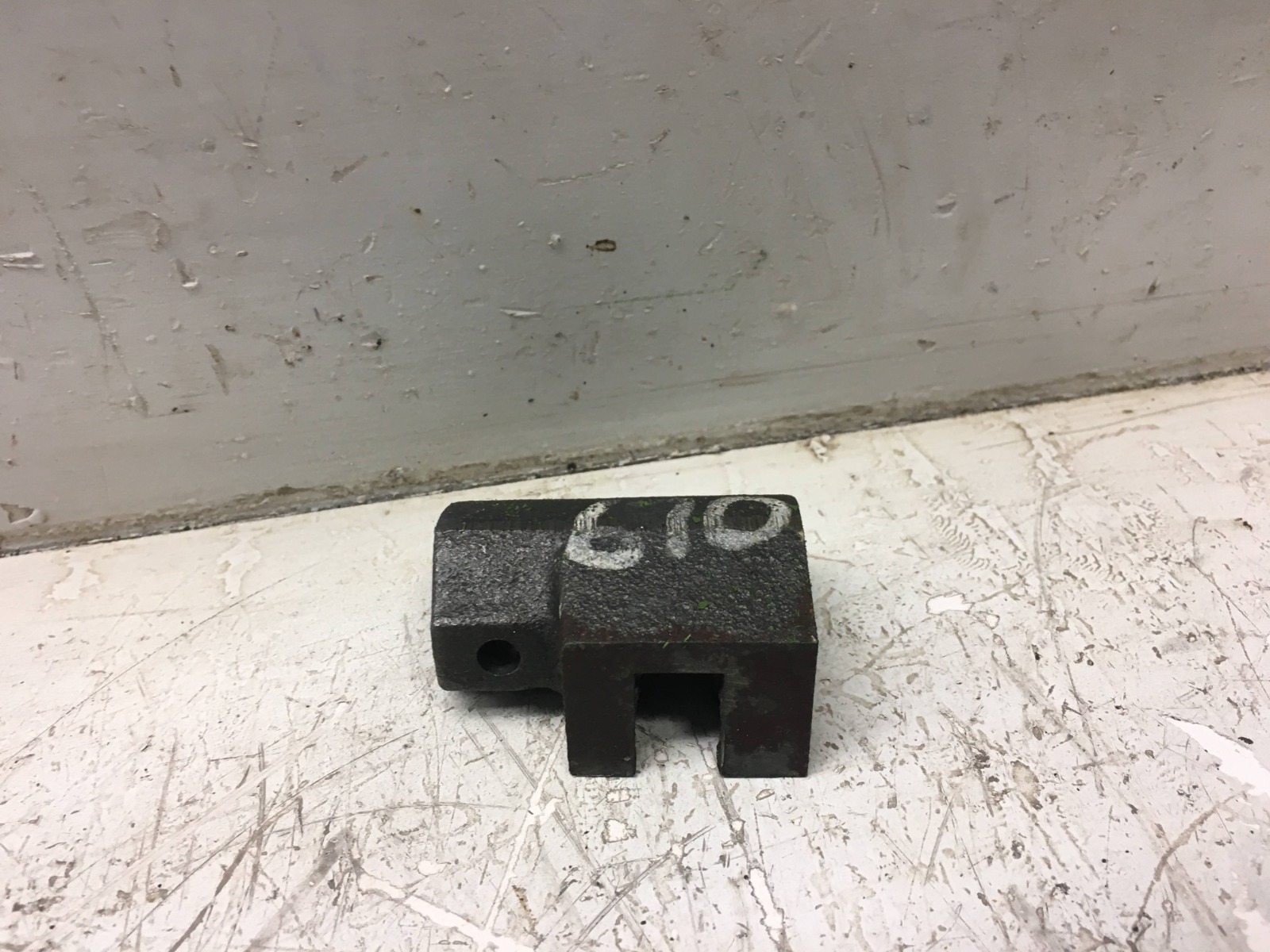 SHIFT YOKE