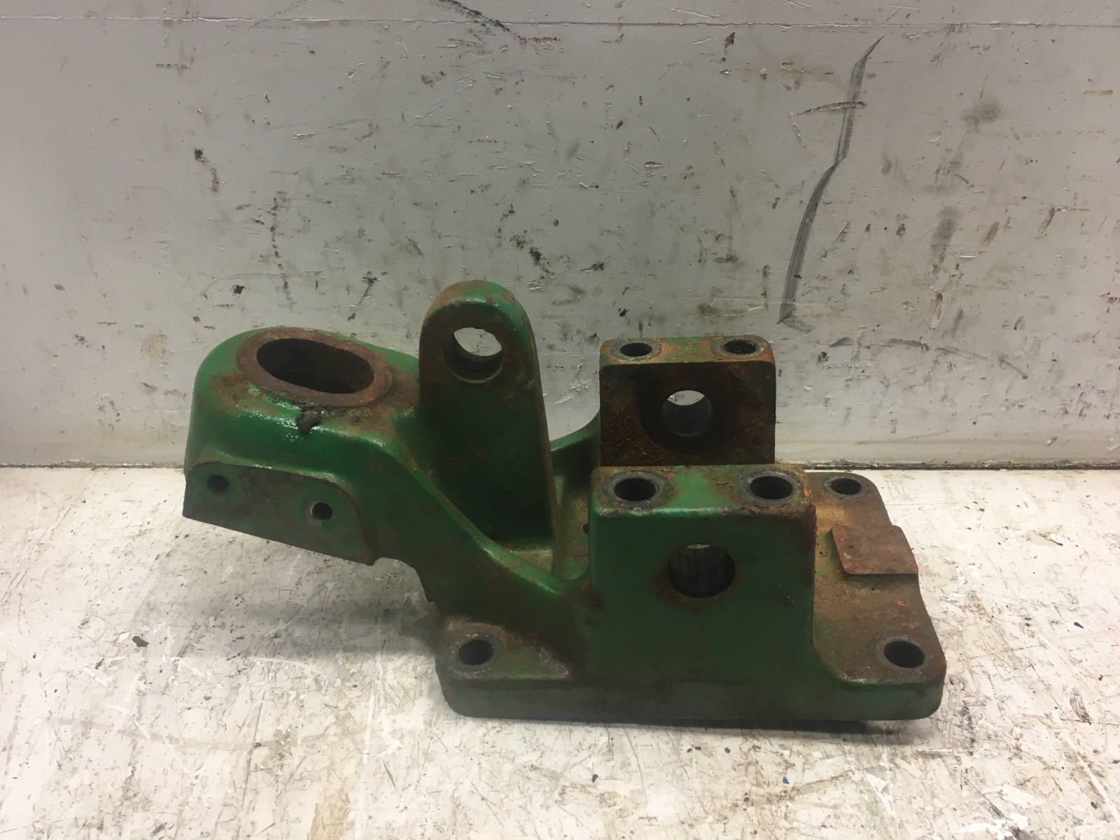 HINGE DRAFT ASSEMBLY