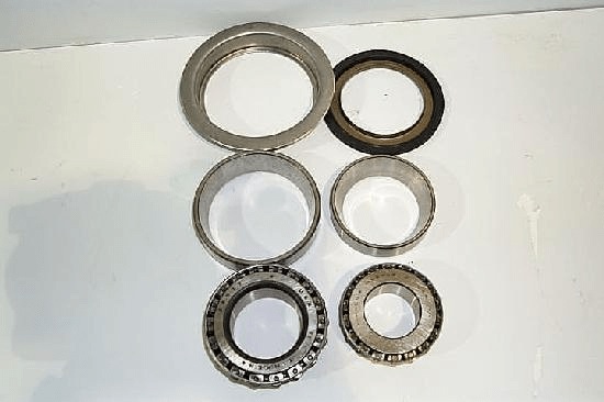 FRONT WHEEL BEARING KIT