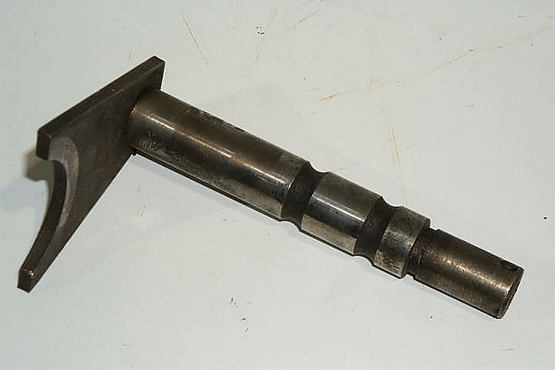 SHIFTER SHAFT WITH YOKE