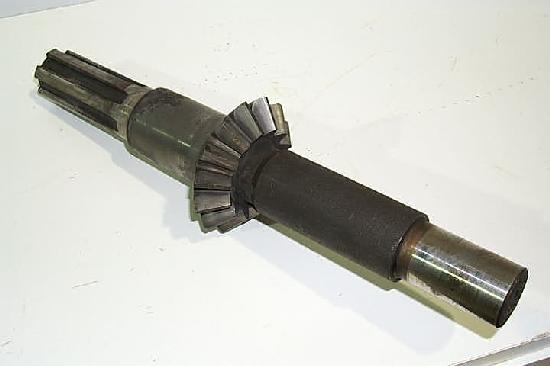 BEVEL PINION DRIVE SHAFT