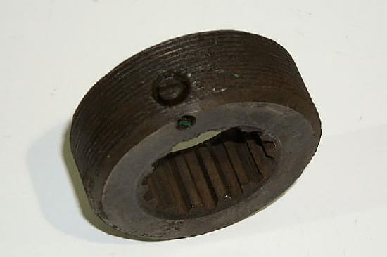 CLUTCH ADJUSTING HUB