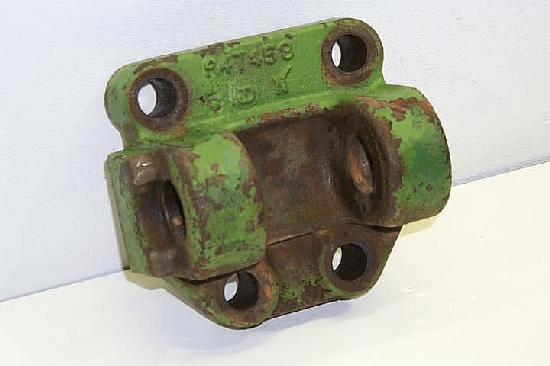 CENTER LINK BRACKET