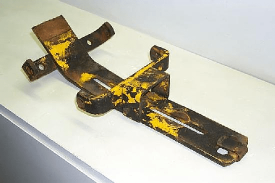 SEAT SUPPORT - LOWER