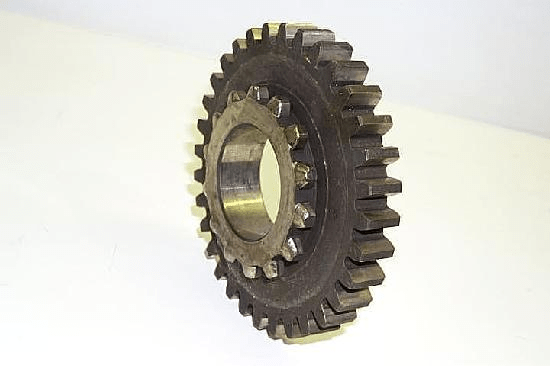 GEAR - 4TH SPEED DRIVEN