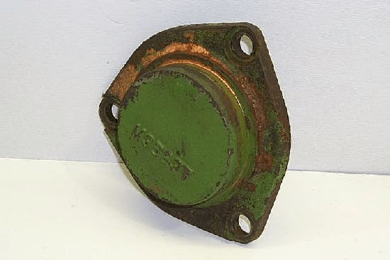 AXLE INNER BEARING COVER