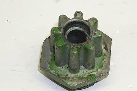 VALVE OPERATING SHAFT QUILL