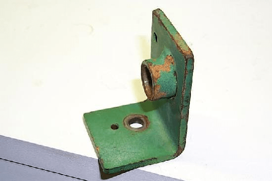 CONTROL SHAFT BRACKET - L.H.