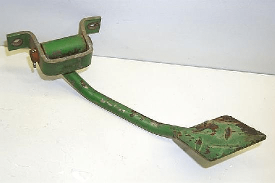 LOCK PEDAL