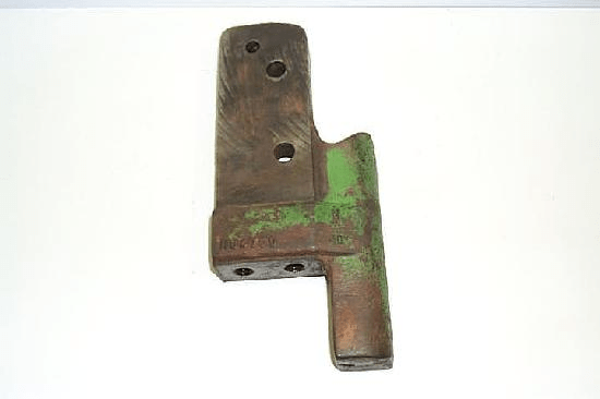 DRAWBAR BRACKET - R.H.