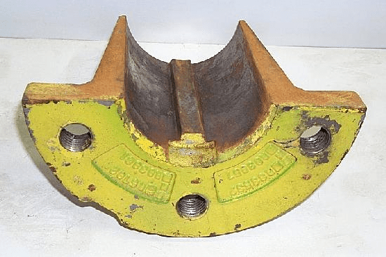 AXLE SLEEVE