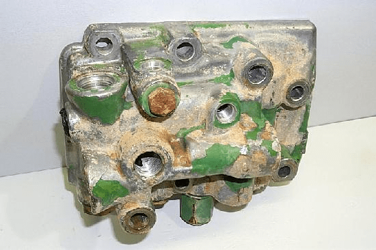 CLUTCH REGULATING VALVE