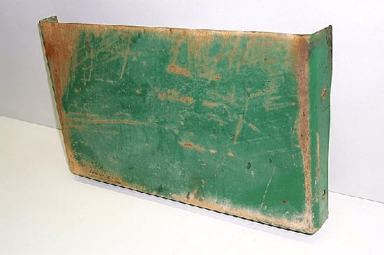 BATTERY BOX SIDE COVER - R.H.