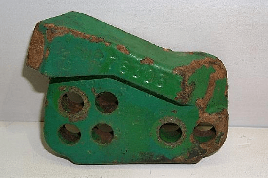 AXLE HOUSING STOP - L.H.