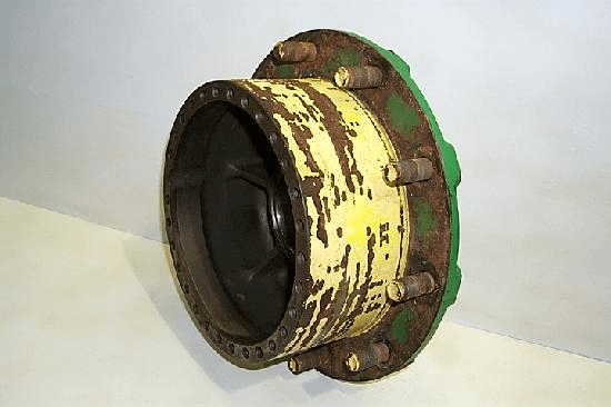 WHEEL HUB