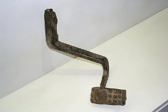 BRAKE PEDAL - R.H.