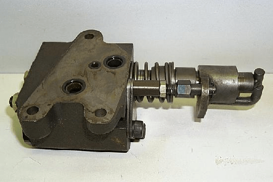 ROCKSHAFT CONTROL VALVE