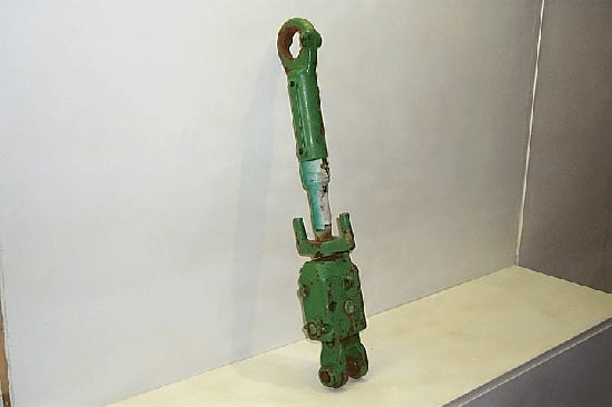 LIFT LINK ASSEMBLY