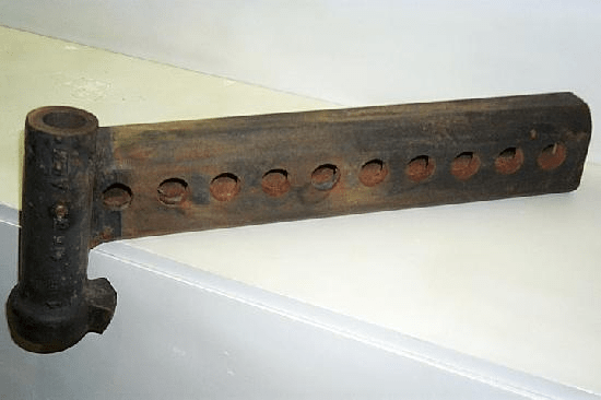 AXLE EXTENSION - L.H.