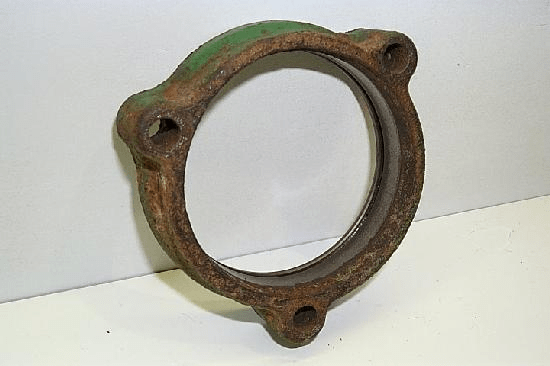 AXLE SHAFT SEAL RETAINER