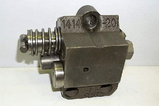 ROCKSHAFT CONTROL VALVE