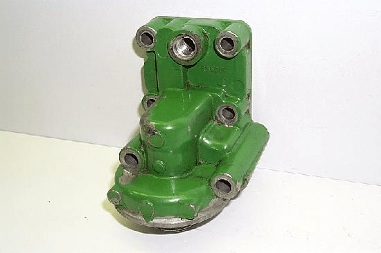 OIL FILTER HOUSING
