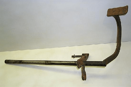 BRAKE PEDAL SHAFT