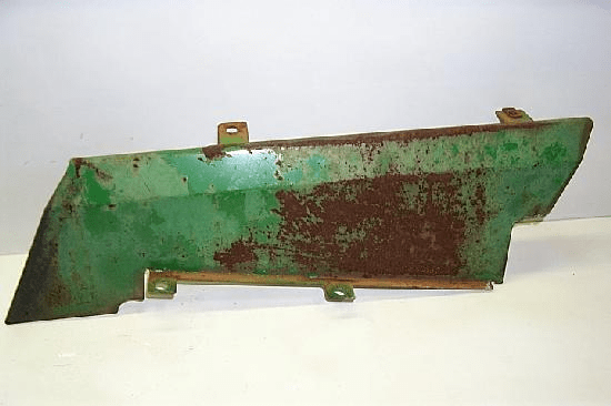 CENTER SIDE SHIELD - L.H.