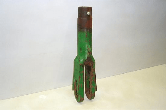 LEVELING END YOKE - L.H.
