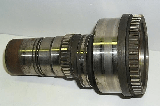 TRANSMISSION PUMP SHAFT