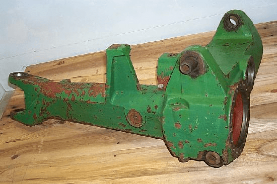 AXLE HOUSING - R.H.