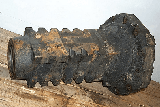 AXLE HOUSING
