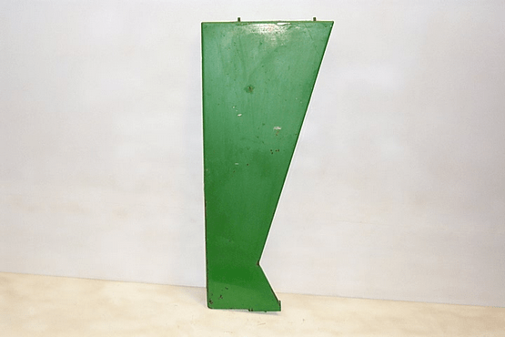 SIDE SHIELD - R.H.